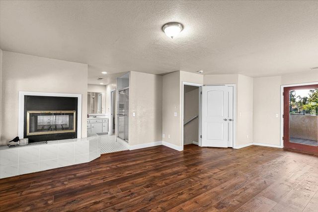 210 Rowland Ave, Modesto, CA 95354