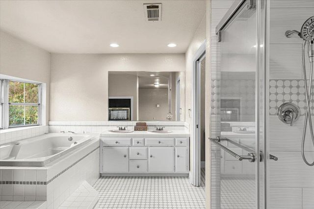 210 Rowland Ave, Modesto, CA 95354