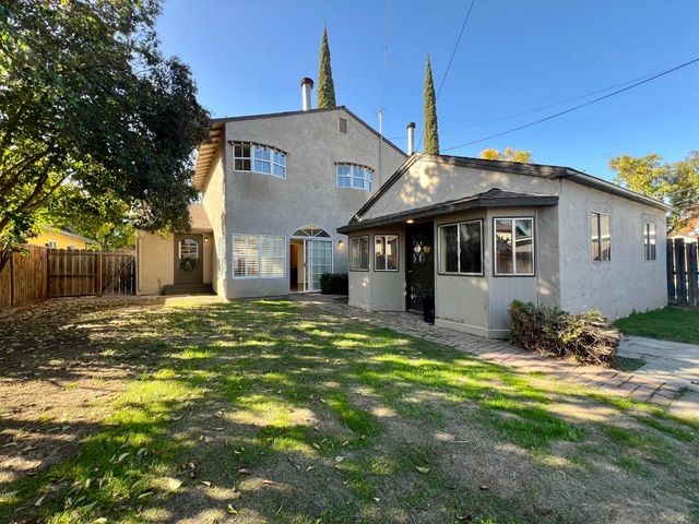 210 Rowland Ave, Modesto, CA 95354