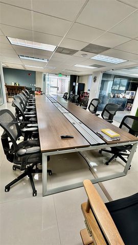 2100 Ponce De Leon Blvd 1090, Coral Gables, FL 33134