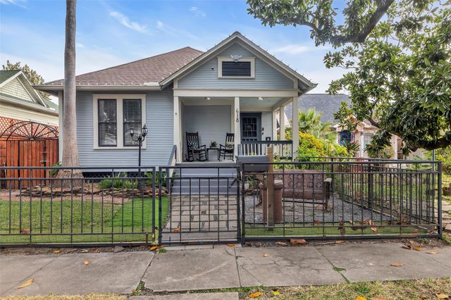 618 Harvard Street, Houston, TX 77007