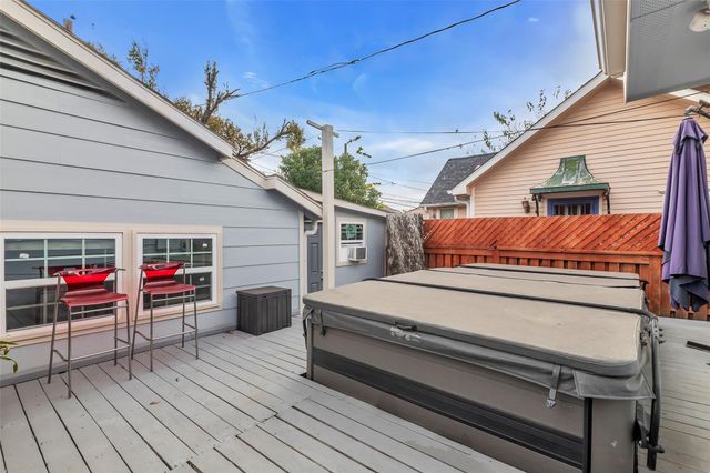 618 Harvard Street, Houston, TX 77007