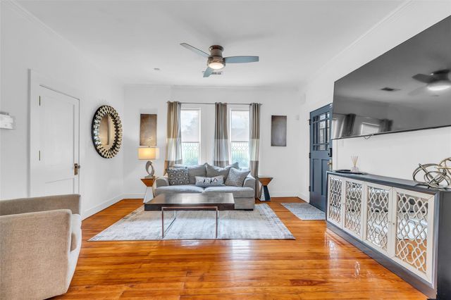 618 Harvard Street, Houston, TX 77007