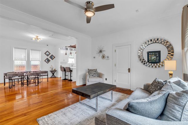 618 Harvard Street, Houston, TX 77007