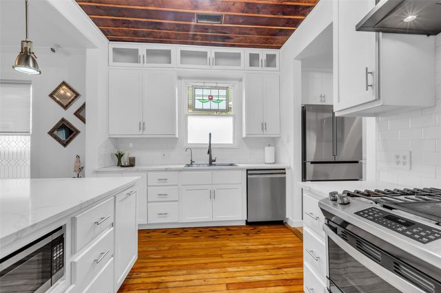 618 Harvard Street, Houston, TX 77007