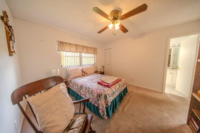 6431 Hitchin Post Way, Delray Beach, FL 33484