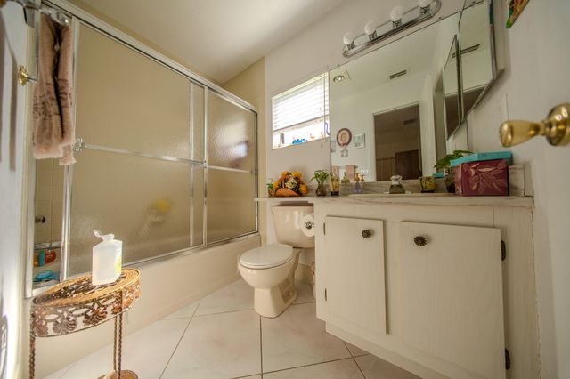 6431 Hitchin Post Way, Delray Beach, FL 33484