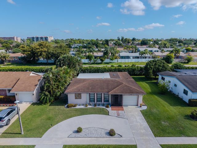 6431 Hitchin Post Way, Delray Beach, FL 33484