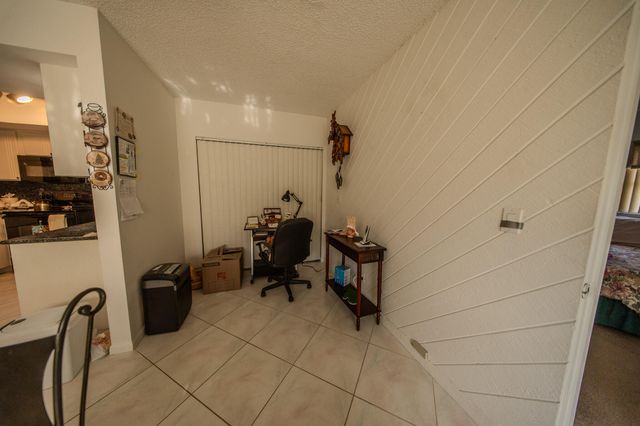 6431 Hitchin Post Way, Delray Beach, FL 33484