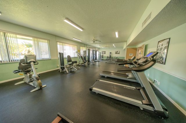 6431 Hitchin Post Way, Delray Beach, FL 33484