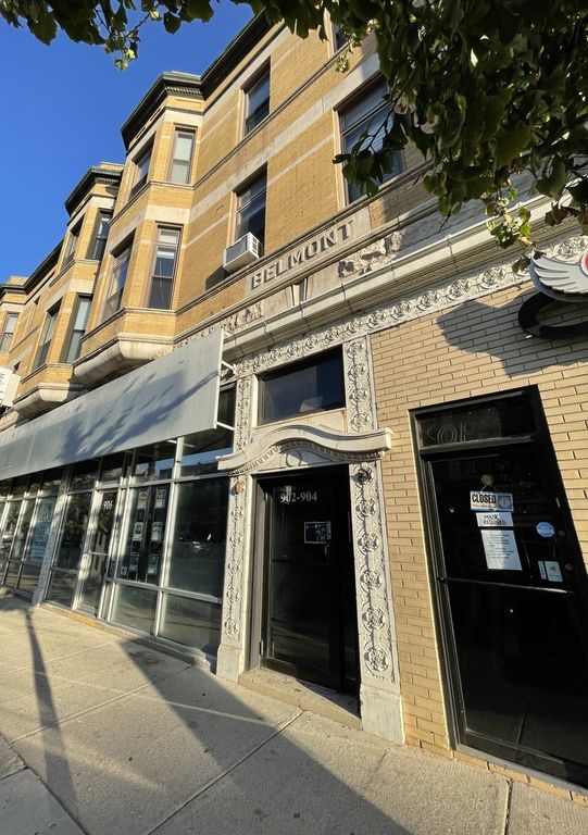 906 W Belmont Avenue, Chicago, IL 60657