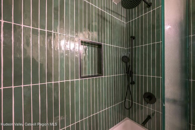 75 Upper Hollow Road, Austerlitz, NY 12017