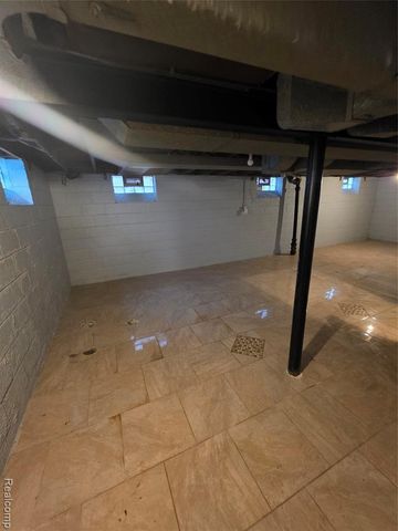 6330 Williamson Street, Dearborn, MI 48126