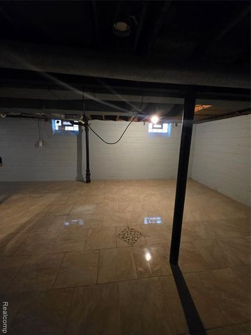 6330 Williamson Street, Dearborn, MI 48126