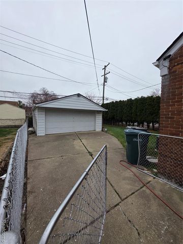 6330 Williamson Street, Dearborn, MI 48126