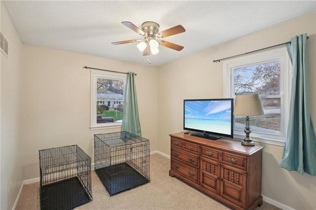 35 SE 240 Road, Warrensburg, MO 64093