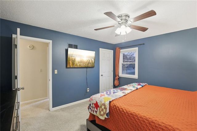 35 SE 240 Road, Warrensburg, MO 64093