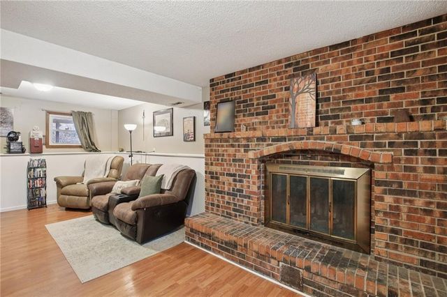 35 SE 240 Road, Warrensburg, MO 64093