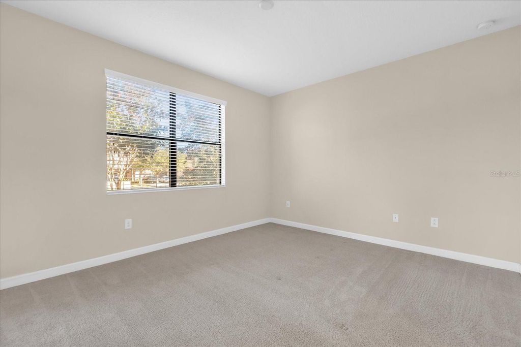 Image 13 of property listing at 8933 AZALEA SANDS LANE 8933, Davenport, FL 33896