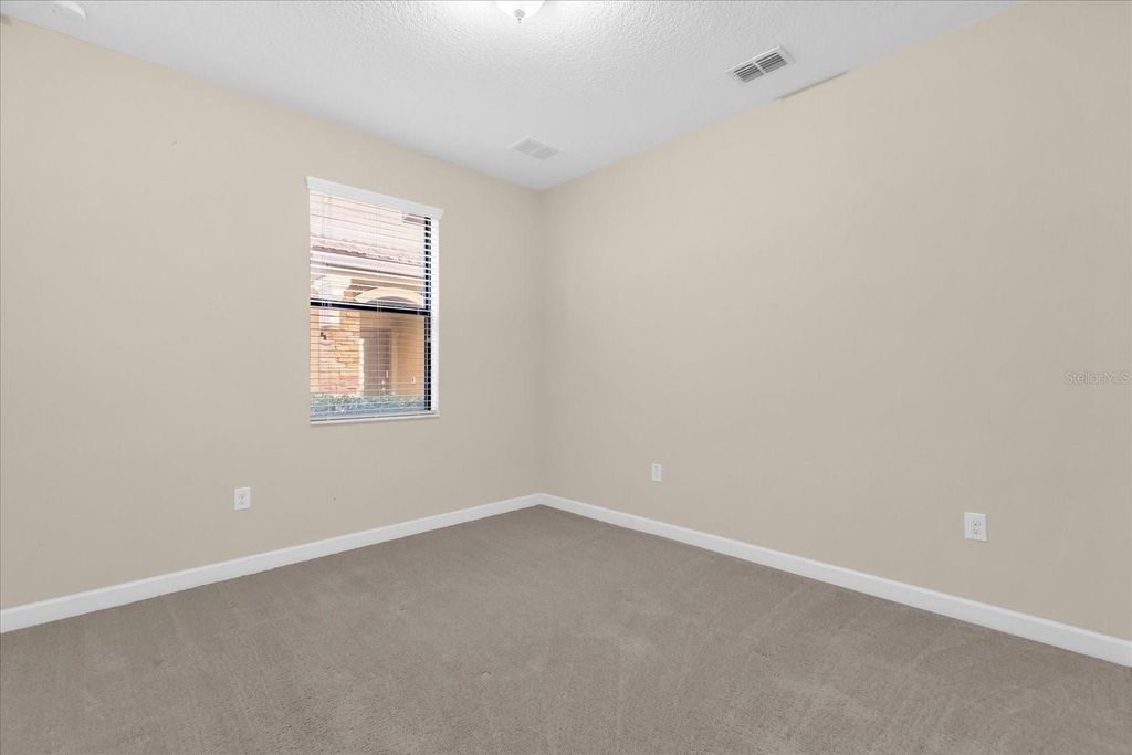 Image 18 of property listing at 8933 AZALEA SANDS LANE 8933, Davenport, FL 33896