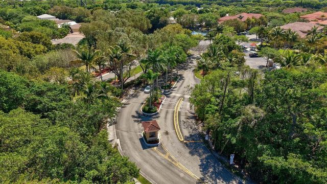 5550 NW 61st Street 516, Coconut Creek, FL 33073