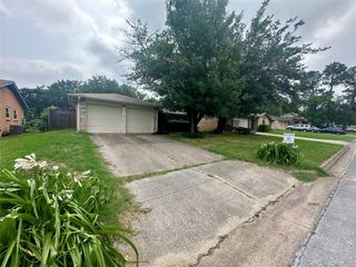 1502 Aransas Drive, Euless, TX 76039