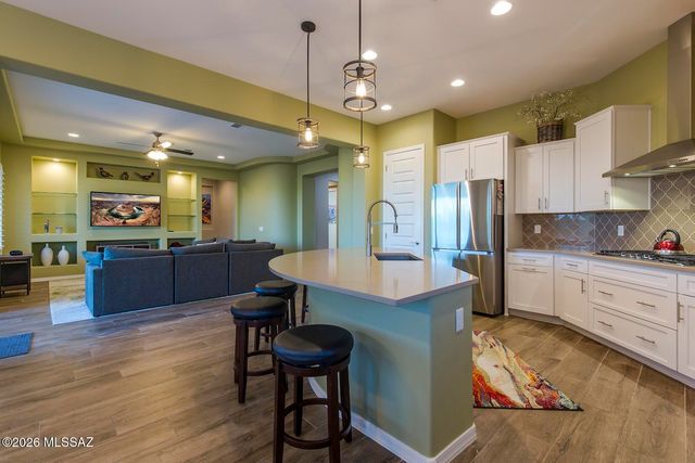 6891 W Cliff Spring Trail, Marana, AZ 85658