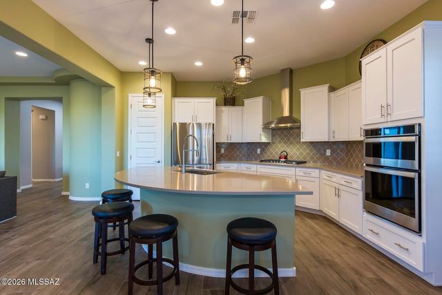 6891 W Cliff Spring Trail, Marana, AZ 85658