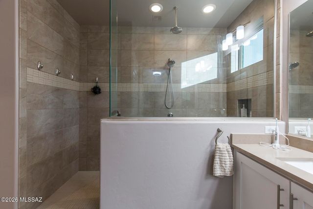 6891 W Cliff Spring Trail, Marana, AZ 85658