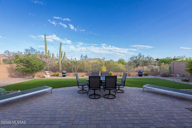 6891 W Cliff Spring Trail, Marana, AZ 85658