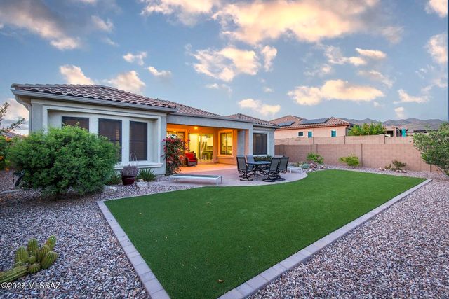 6891 W Cliff Spring Trail, Marana, AZ 85658