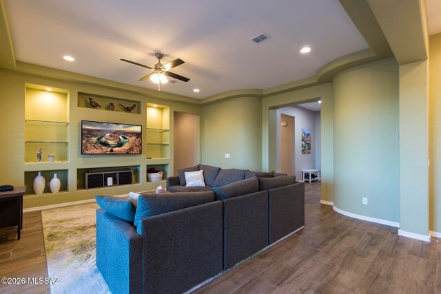 6891 W Cliff Spring Trail, Marana, AZ 85658