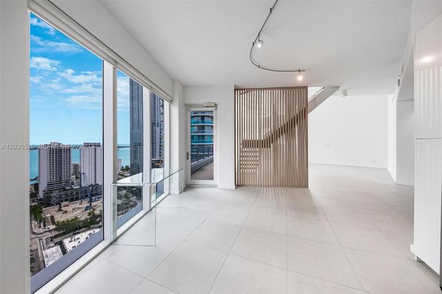 60 SW 13th Street 2600, Miami, FL 33130