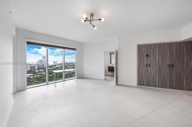 60 SW 13th Street 2600, Miami, FL 33130