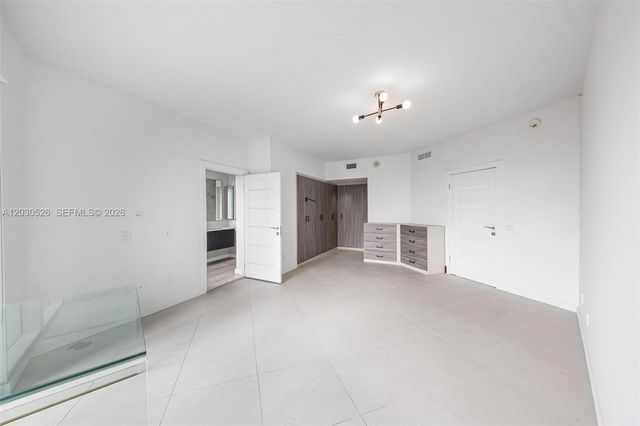 60 SW 13th Street 2600, Miami, FL 33130