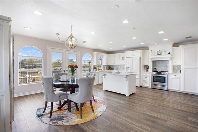 3237 Bimini Dr, Corpus Christi, TX 78418