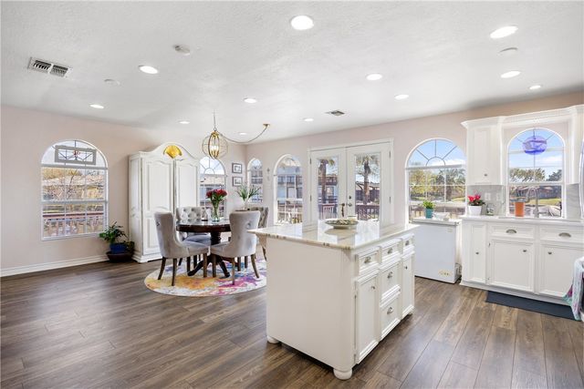 3237 Bimini Dr, Corpus Christi, TX 78418