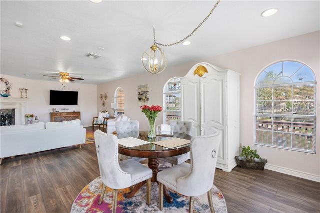 3237 Bimini Dr, Corpus Christi, TX 78418