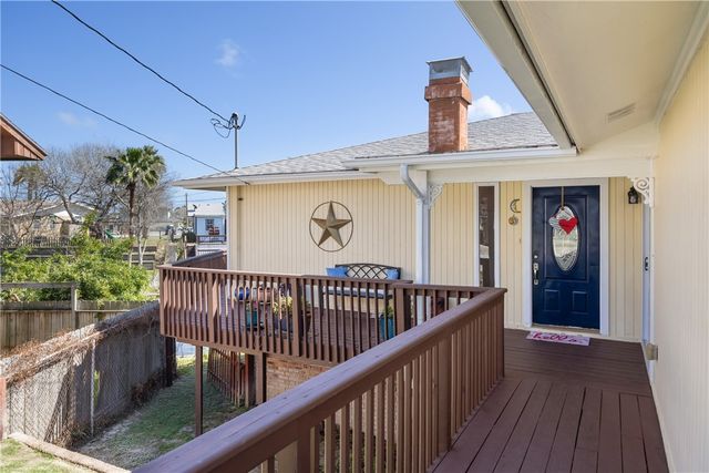 3237 Bimini Dr, Corpus Christi, TX 78418