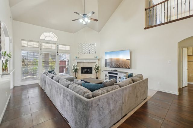 4720 Barn Owl Trail, Grand Prairie, TX 75052