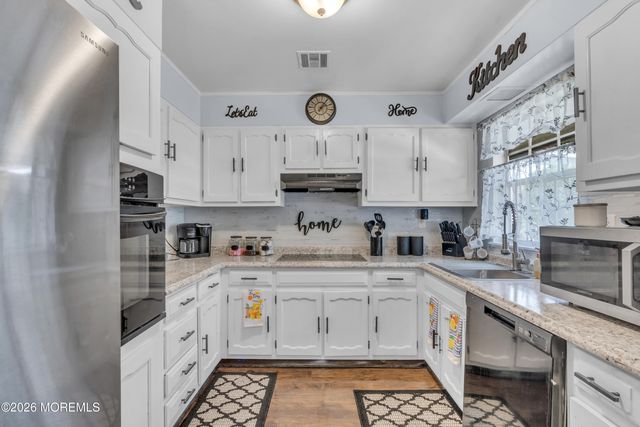 915 Dumbarton Drive A, Lakewood, NJ 08701