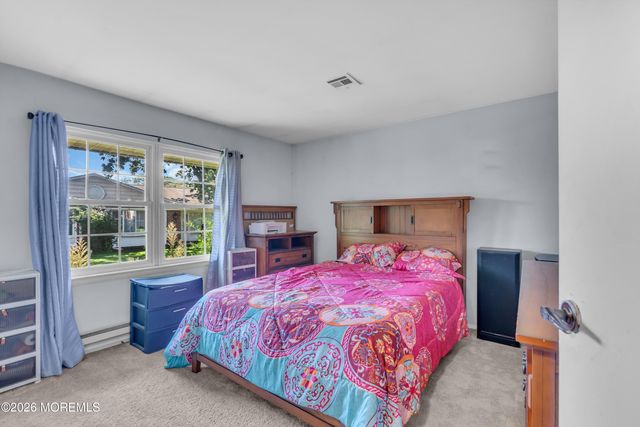 915 Dumbarton Drive A, Lakewood, NJ 08701