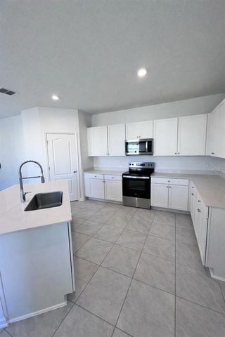 470 REDBUD ROAD, Palm Coast, FL 32137