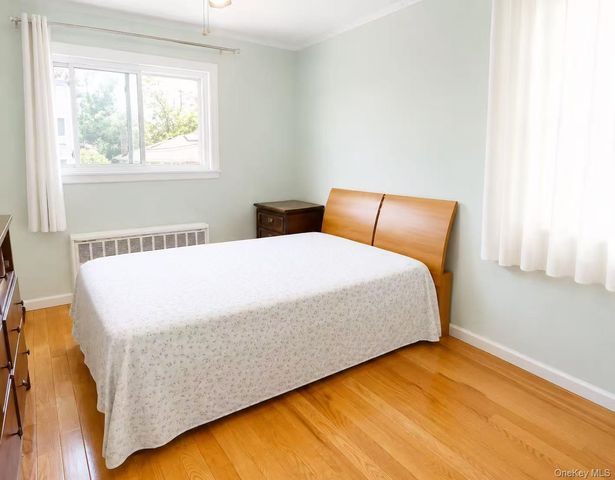 110 Leahy Street, Jericho, NY 11753