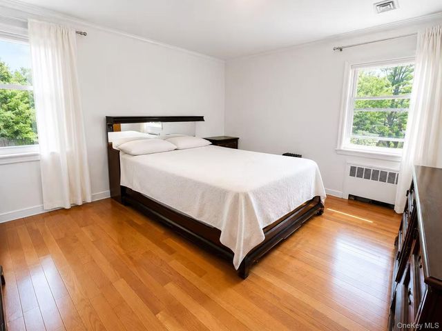 110 Leahy Street, Jericho, NY 11753