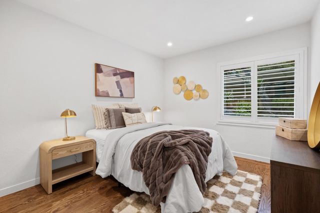 177 N El Camino Real Way 27, San Mateo, CA 94401