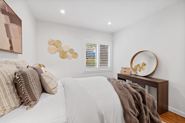 177 N El Camino Real Way 27, San Mateo, CA 94401