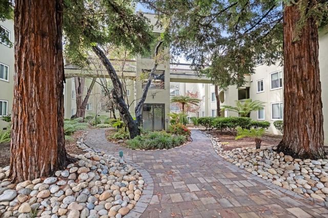 177 N El Camino Real Way 27, San Mateo, CA 94401