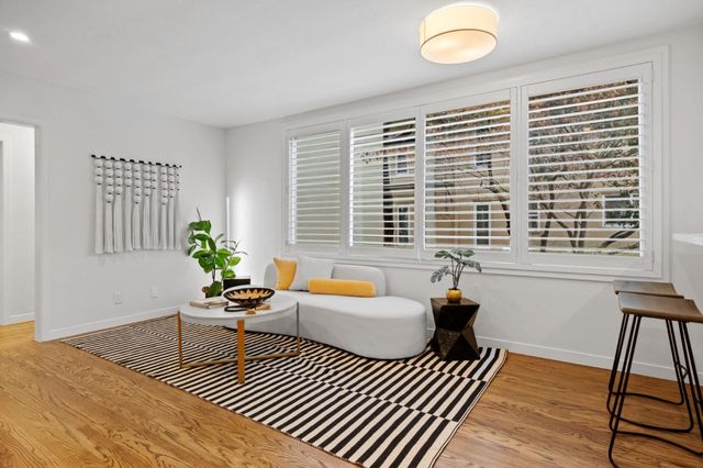 177 N El Camino Real Way 27, San Mateo, CA 94401