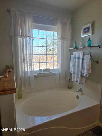 3220 Brookside Circle, Fallon, NV 89406